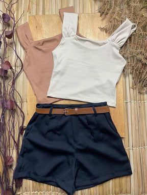 kit  Feminino 4 itens: 2 Croppeds Canelados + Cinto+ Short em Alfaiataria Com  Bolsos